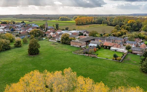 Maison à vendre    7 pièces •  Condren