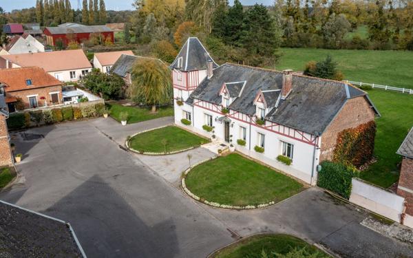 Maison à vendre    7 pièces •  Condren