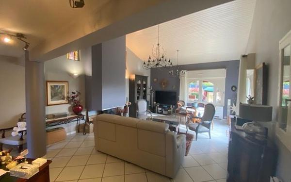 Maison à vendre    4 pièces • 130 m2 Castres