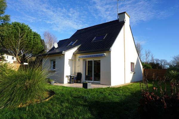 Plouha (22580) Maison située au calme proche des commerces et de la mer