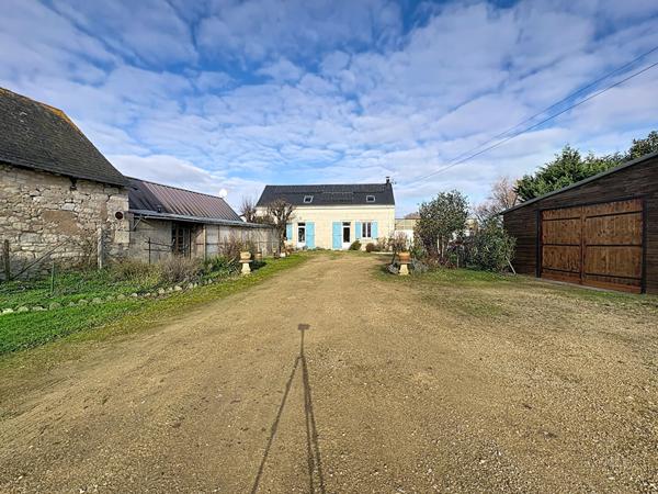 Charmante Maison Ancienne à Vendre à St Philbert du Peuple !