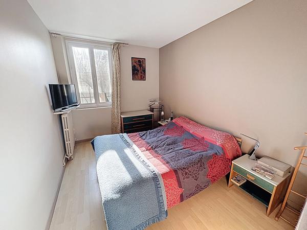 Charmante Maison Ancienne à Vendre à St Philbert du Peuple !