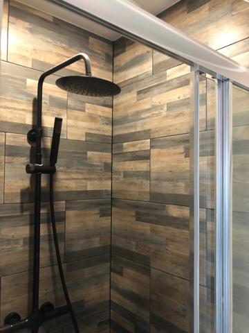 Maison récente Ecommoy 4 chambres 3 sdb piscine 136m2