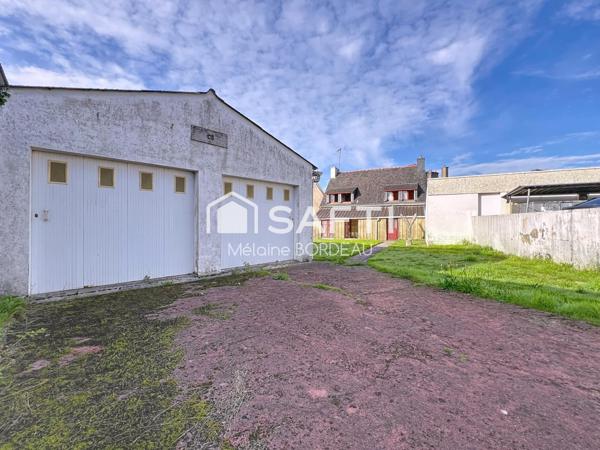 Maison de caractère à rénover, plein centre-ville