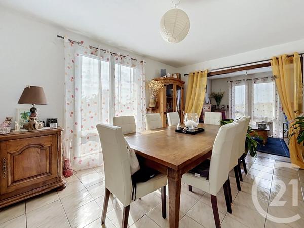 Appartement T4 à vendre  4 pièces - 70 m 2   ROMILLY SUR SEINE  - 10