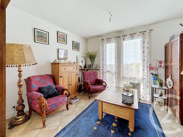 Appartement T4 à vendre  4 pièces - 70 m 2   ROMILLY SUR SEINE  - 10