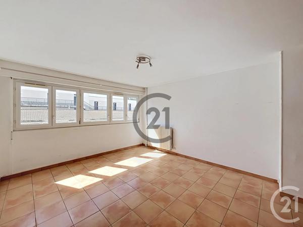Appartement T4 à vendre  4 pièces - 70 m 2   ROMILLY SUR SEINE  - 10