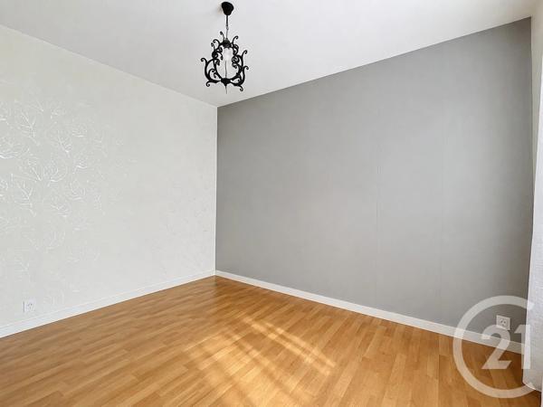 Appartement T4 à vendre  4 pièces - 70 m 2   ROMILLY SUR SEINE  - 10