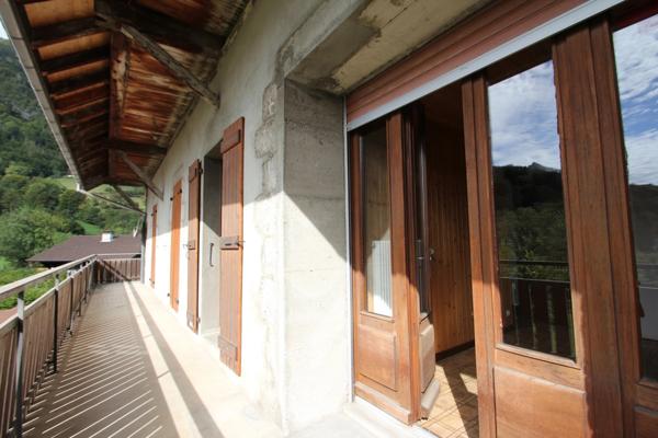 À vendre Thones Appartement 5 pièces à rénover plus plateau à aménager