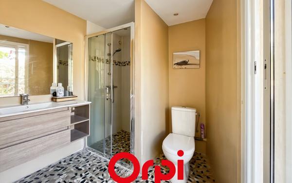 Appartement à vendre    4 pièces • 64,34 m2 Bandol