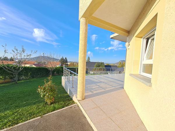 Pavillon de 2009 de 170 m² habitables !