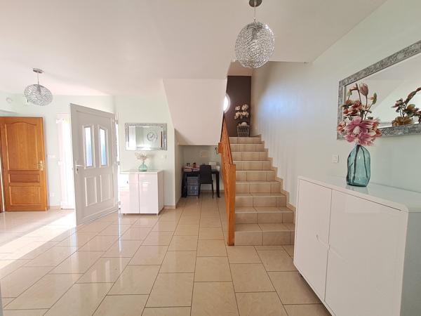 Pavillon de 2009 de 170 m² habitables !