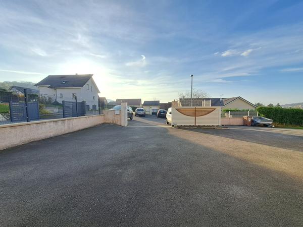 Pavillon de 2009 de 170 m² habitables !