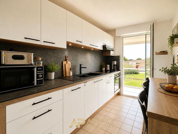 Appartement 64 m² La Rochelle -Terrasse 22 m² - Ascenseur - Parking - DPE B €399 000 ** - Référence MR712ED1