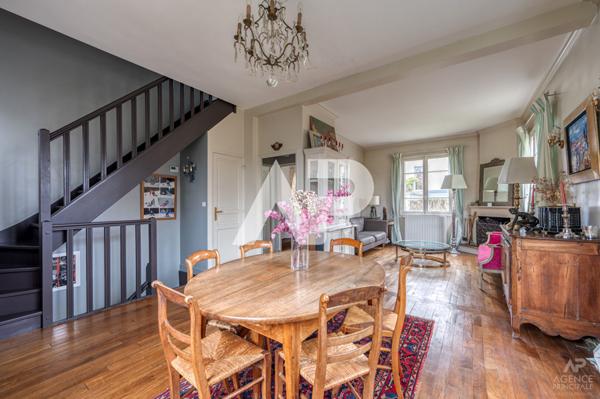 Maison Rueil Malmaison 6 pièce(s) 150m2 €885 000 ** - Référence 19773