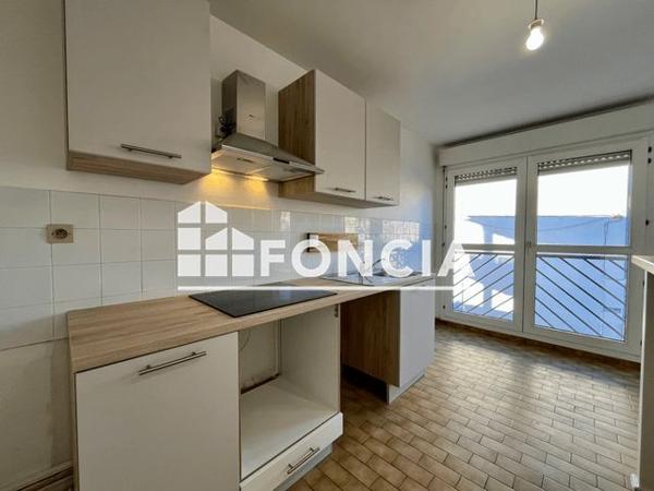 Location Appartement 3 pièces 66.4 m² - 2A R NOTRE DAME 7 DOULEURS Avignon 84000