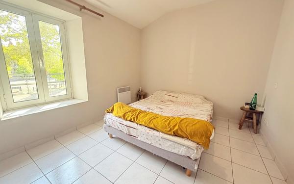 Immeuble à vendre    3 pièces • 175 m2 Barcelonne-du-Gers