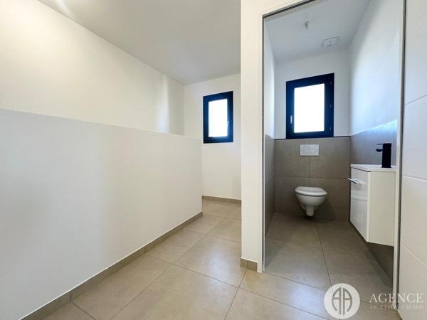 Chanas (38150) À découvrir : Maison neuve avec frais de notaire réduits 100 m² habitables sur un terrain de 330 m²