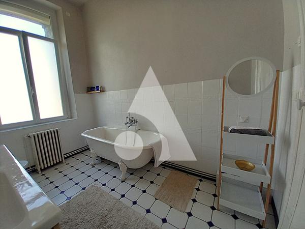 Maison 10 pièces 355 m2