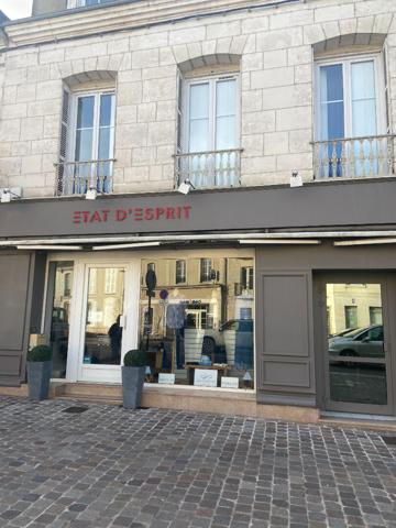 Fonds de commerce 3 pièces 74 m2