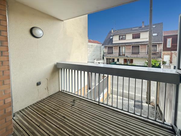 Appartement Rosny Sous Bois 1 pièce(s) 29.64 m2