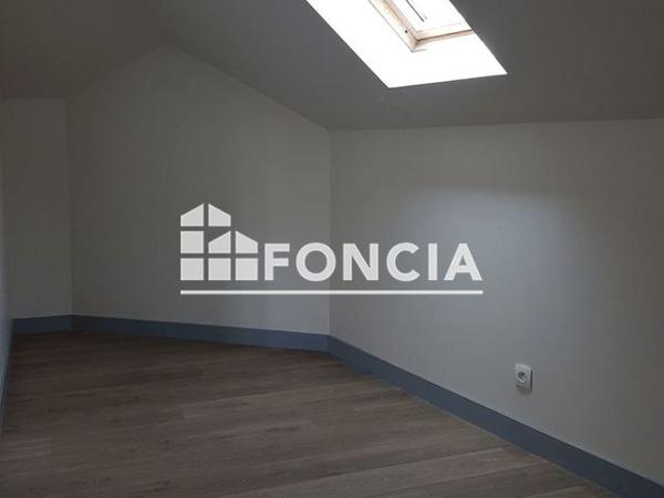 Location Appartement 2 pièces 37.34 m² - 6/8 RAMPE DES CAPUCINS Sedan 08200