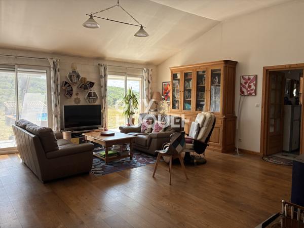 MAISON À VENDRE DE 4 PIÈCES DE 128,00 M²