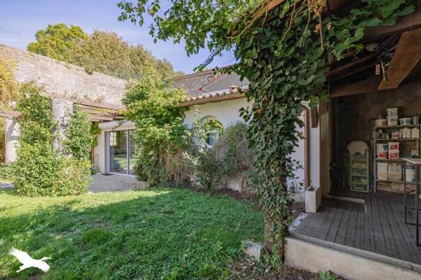 Maison à vendre |  Tonnay-Charente |  5 pièces | 173 m²