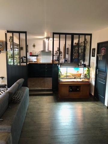 Pavillon récent avec tout confort et équipements