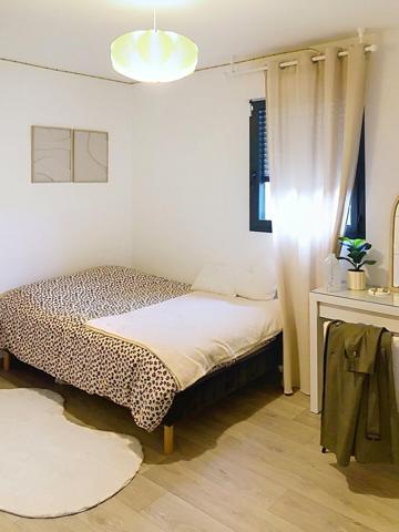 Pavillon récent avec tout confort et équipements