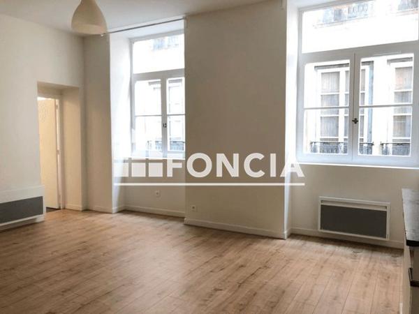 Location Studio 38.61 m² - 3 RUE DES AUGUSTINS Lyon 69001