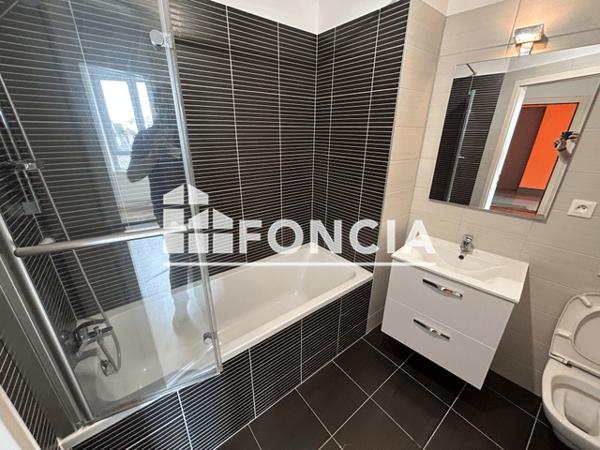 Location Appartement 2 pièces 45.27 m² - 48 ROUTE D'ALTENHEIM Strasbourg - Neuhof 67100