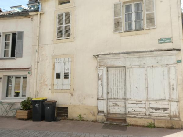 FAUCOGNEY ET LA MER (70) Maison T5 de 85m² à rénover.