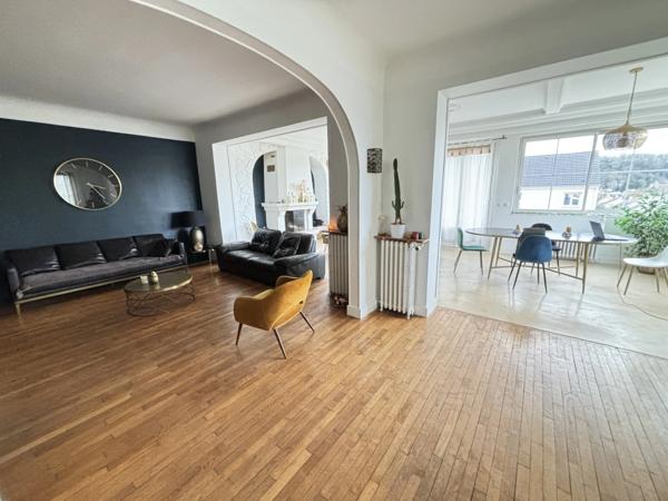 MAISON BOURGEOISE 5 CHAMBRES A LA FERTE SOUS JOUARE MEME, AU CALME !