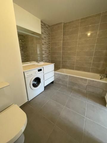 RARE ! Appartement Gretz Armainvilliers 2 pièce(s) 43.50 m2 + parking + cave