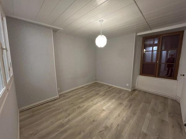 Location Maison de ville 4 pièces 62 m2 à Ardes