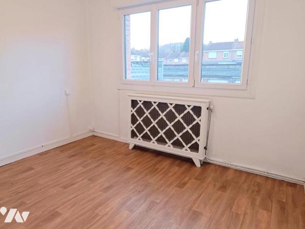 MAISON-3 CHAMBRES-JARDIN-GARAGE