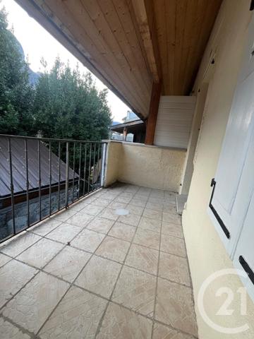 Immeuble à vendre  334 m2 ST GINGOLPH - 74
