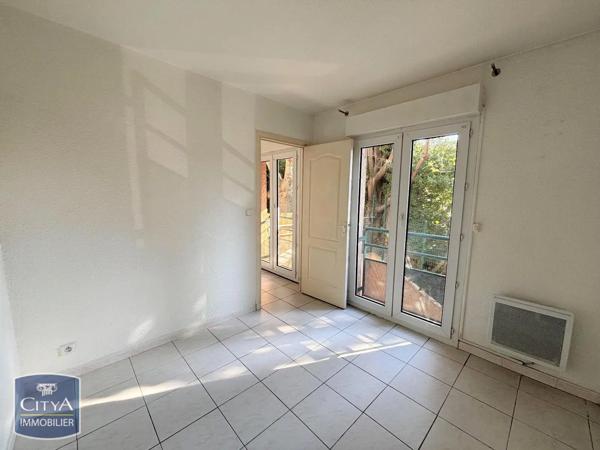 Appartement à louer 2 pièces 27.99m² Aix-en-Provence (13090)