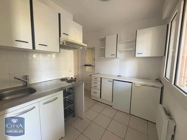 Appartement à louer 2 pièces 27.99m² Aix-en-Provence (13090)