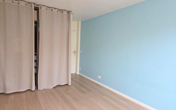 Appartement à vendre    3 pièces • 72,96 m2 Montlhéry