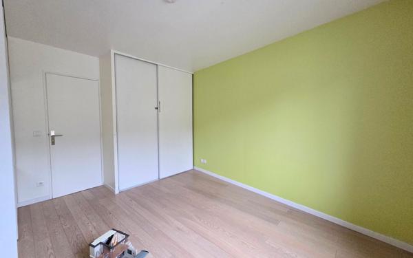 Appartement à vendre    3 pièces • 72,96 m2 Montlhéry