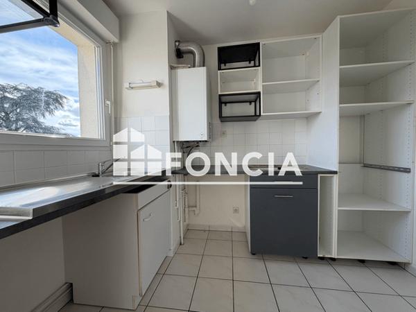 Location Appartement 3 pièces 55.62 m² - 40 RUE DE L'EPARGNE Chartres 28000
