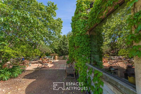 Maison atypique dans une bulle de verdure proche mer