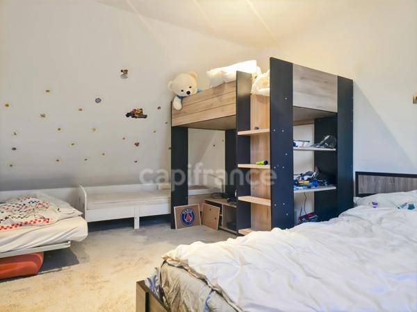 À 15 minutes de l’entrée nord du Mans, sur la commune de Montbizot