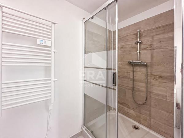 Charmante maison de 6 pièces à Aramon - 225 000 €