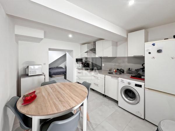 Charmante maison de 6 pièces à Aramon - 225 000 €