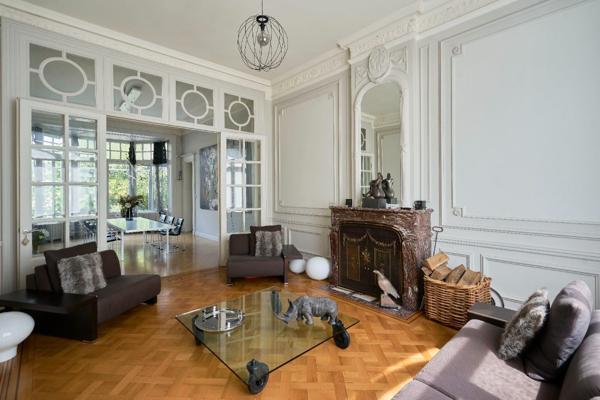Superbe bourgeoise individuelle secteur privilégié de Croix
