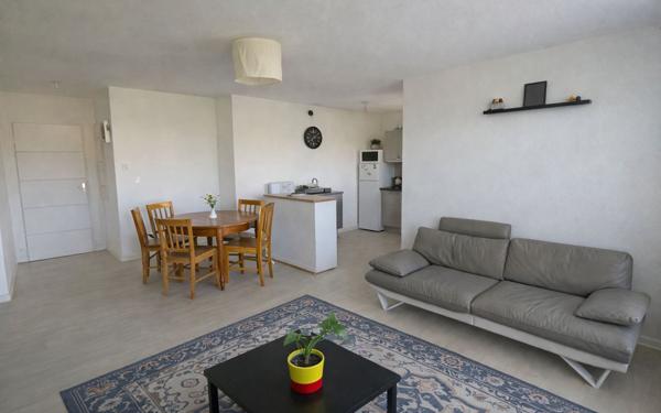 Appartement à vendre    3 pièces • 60,19 m2 Castelginest