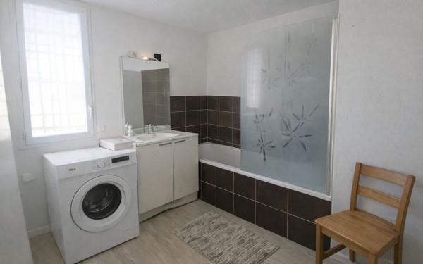 Appartement à vendre    3 pièces • 60,19 m2 Castelginest